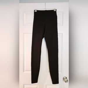 Old Navy Extra High-Waisted PowerChill Leggings